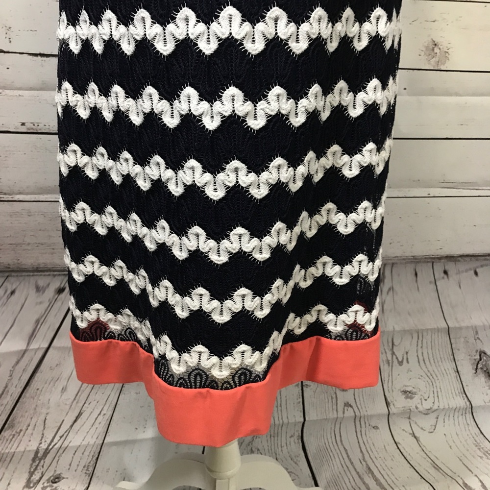 Navy & White Midi Dress - Picture 7 of 10